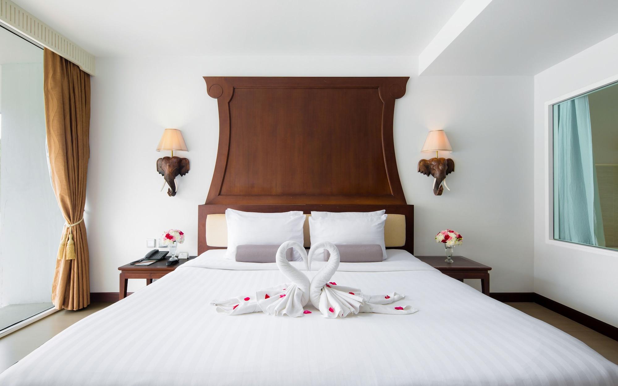 Aiyara Grand Hotel Патая Екстериор снимка