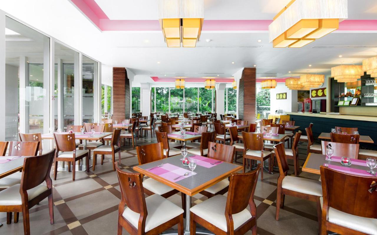 Aiyara Grand Hotel Патая Екстериор снимка