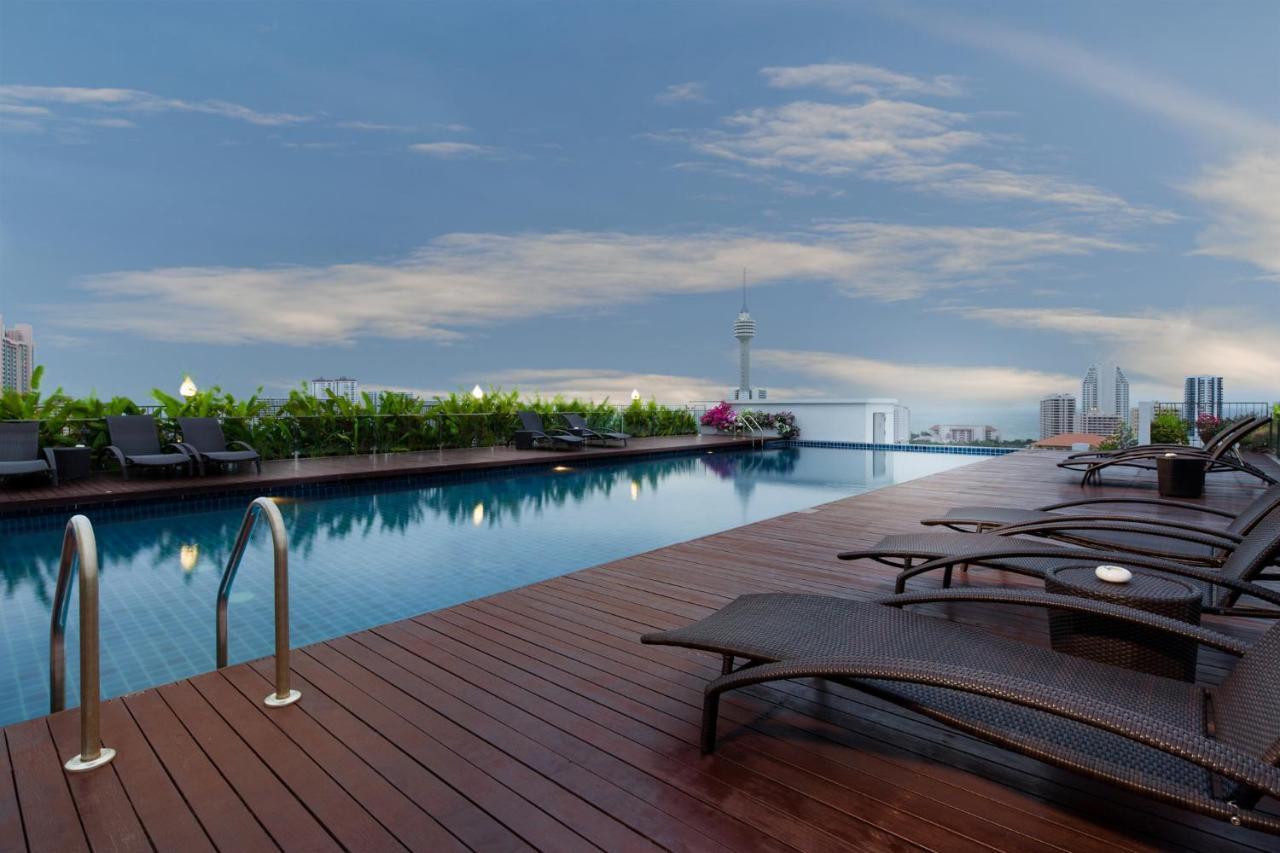Aiyara Grand Hotel Патая Екстериор снимка