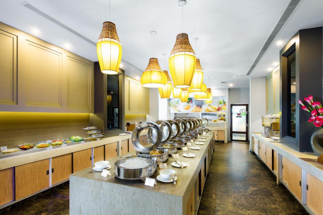 Aiyara Grand Hotel Патая Екстериор снимка