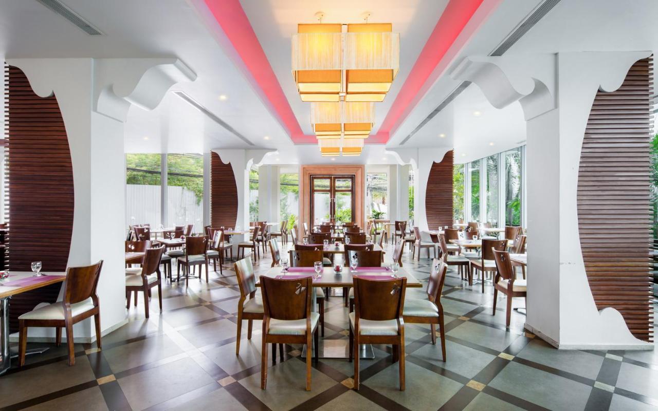 Aiyara Grand Hotel Патая Екстериор снимка